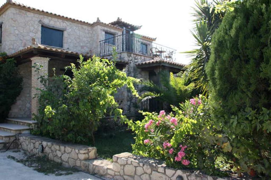 Castello Bellos Villas & Apartments Keri Zewnętrze zdjęcie