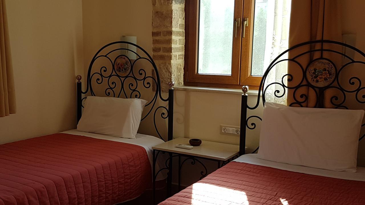 Castello Bellos Villas & Apartments Keri Zewnętrze zdjęcie