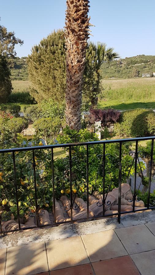Castello Bellos Villas & Apartments Keri Zewnętrze zdjęcie