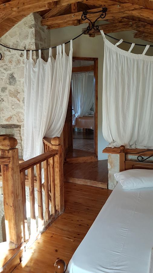 Castello Bellos Villas & Apartments Keri Zewnętrze zdjęcie